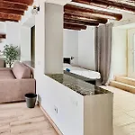 شقة Casa Storica Del 1600 In Centro