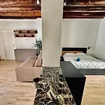 Casa Storica Del 1600 In Centro بيرغامو