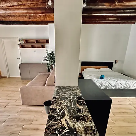 Casa Storica Del 1600 In Centro Bergamo