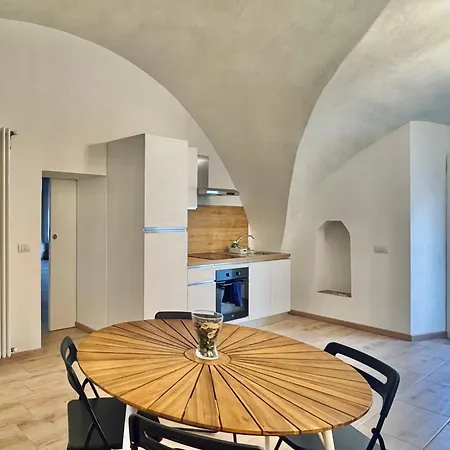 Casa Storica Del 1600 In Centro