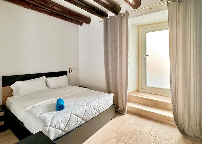 Casa Storica Del 1600 In Centro Appartamento *