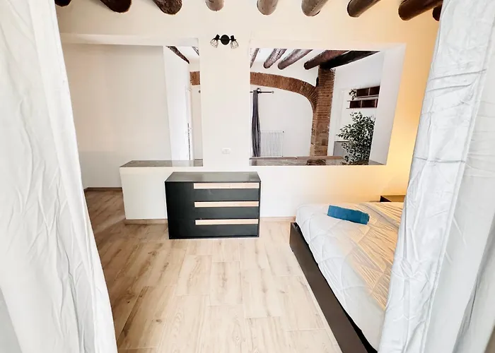 Casa Storica Del 1600 In Centro *